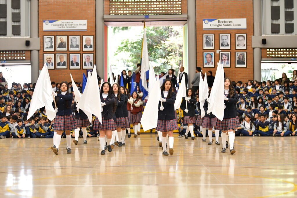 Ceremonia de Entrega de Símbolos: Promoción AETERNUM 2025 - Promoción VIKAIRUS 2026