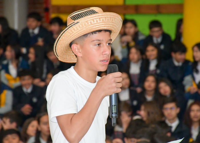 Con gratitud celebramos el Día del Maestro en el Colegio Santa Luisa